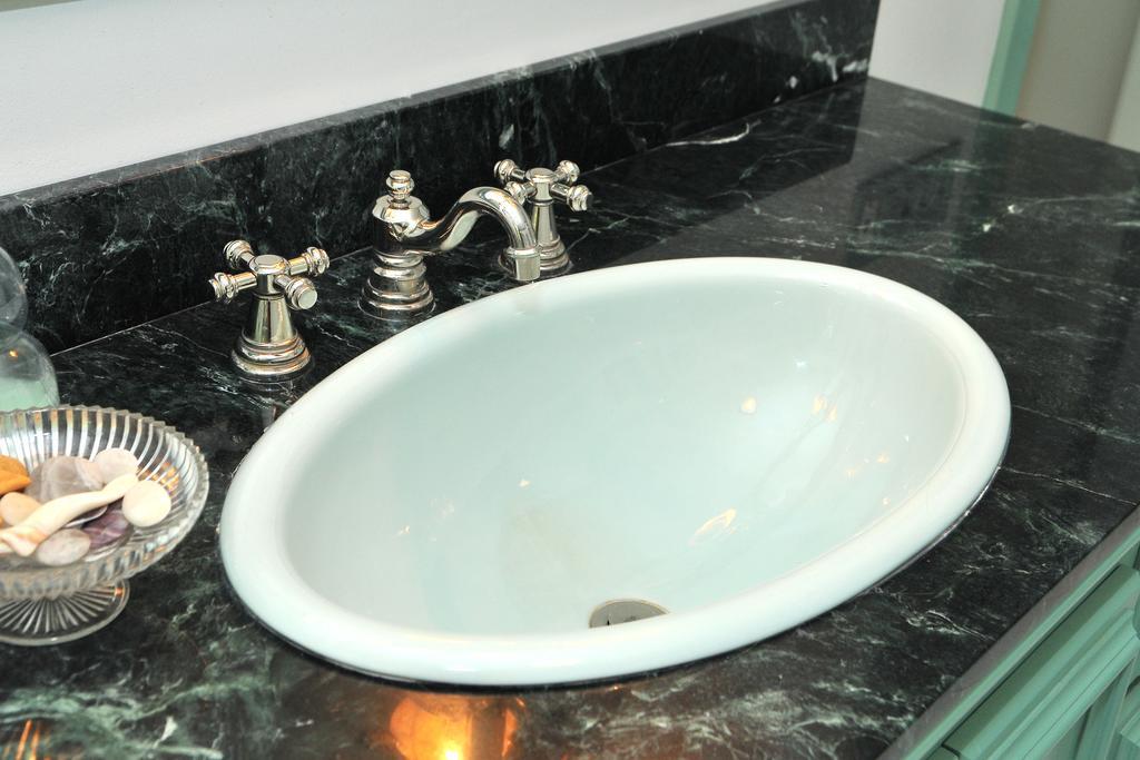Bass Manor Bed And Breakfast & Art Museum Malta Quarto foto